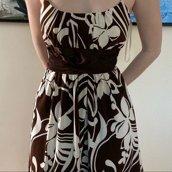 Forever Unique - Brown Dress with Silk Tie - Picture 3 of 5